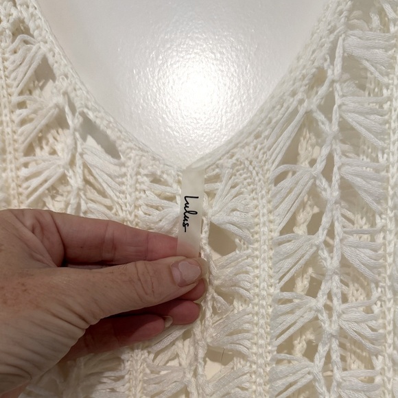 🆕 LULUs ✨ “bring on the beach” crochet bohemian long maxi dress coverup white - Picture 6 of 6